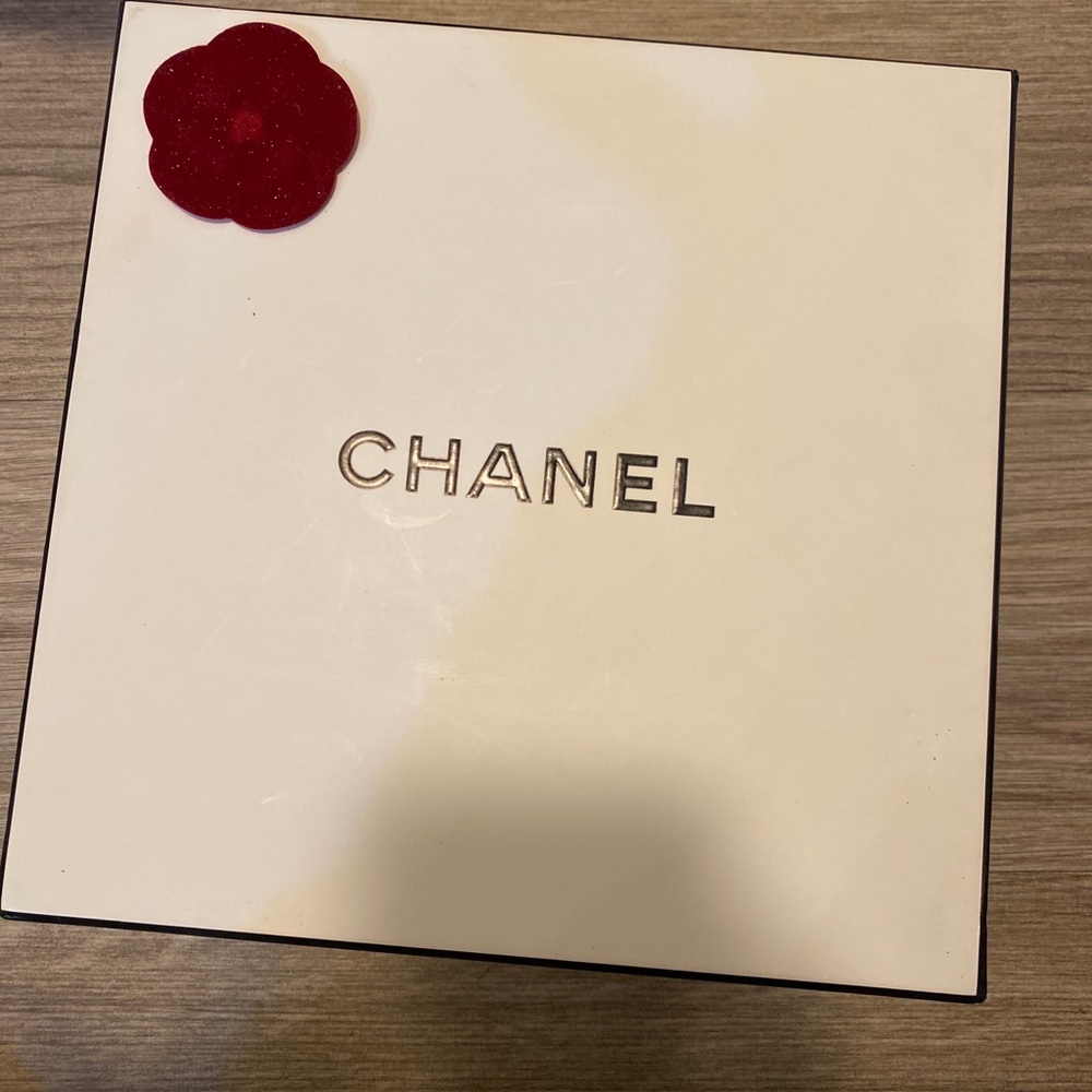 Chanel gift set